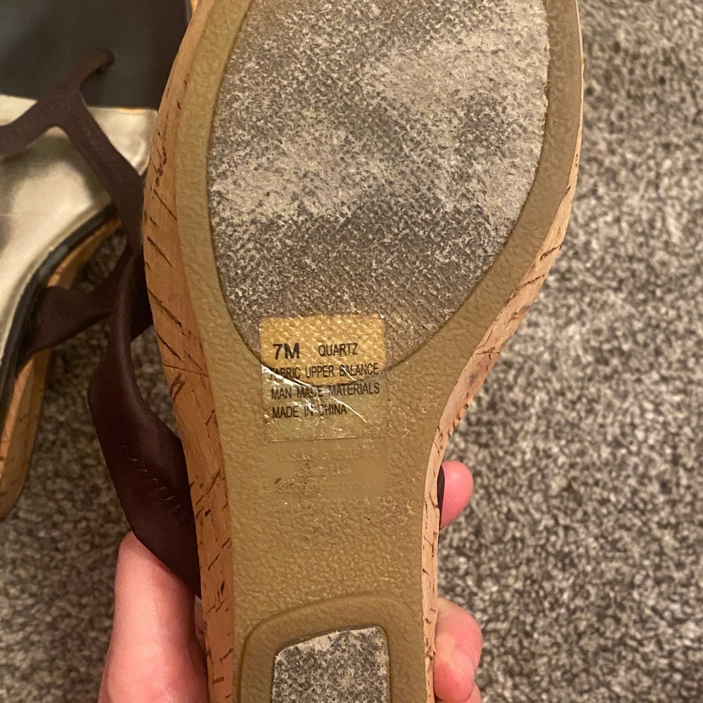 Rampage Dark Brown and Gold Flip-Flops - Picture 6 of 6